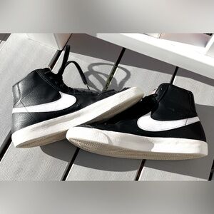 Nike Blazer Mid '77 Vintage 'Black Sail' Size 9